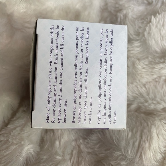 NIB Satin Smooth HydraSonic Replacement Body Brush - Picture 2 of 15